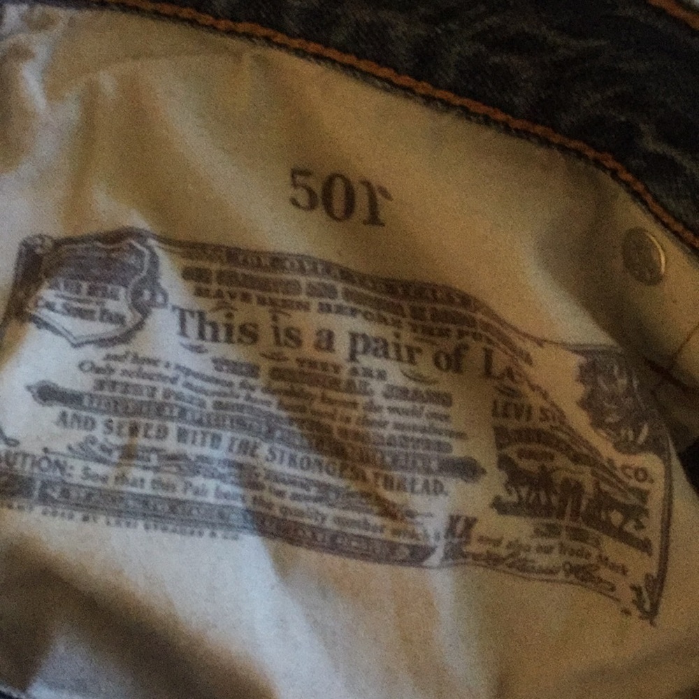 Levi’s! - Picture 3 of 4